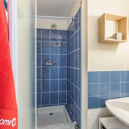 Апартаменты Les Roches Bleues-1 By Interhome *